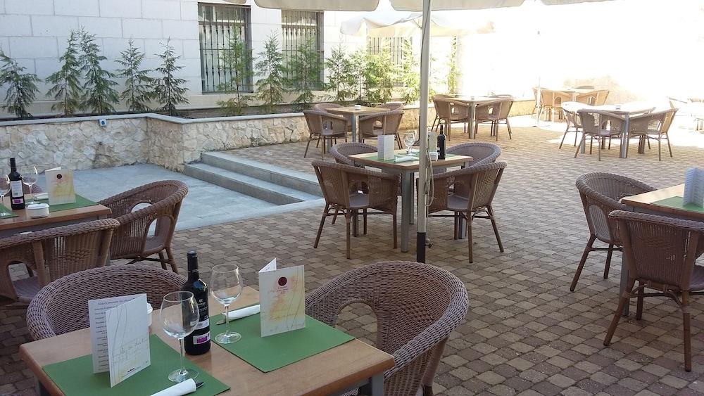 Azz Penafiel Las Claras Hotel & Spa エクステリア 写真