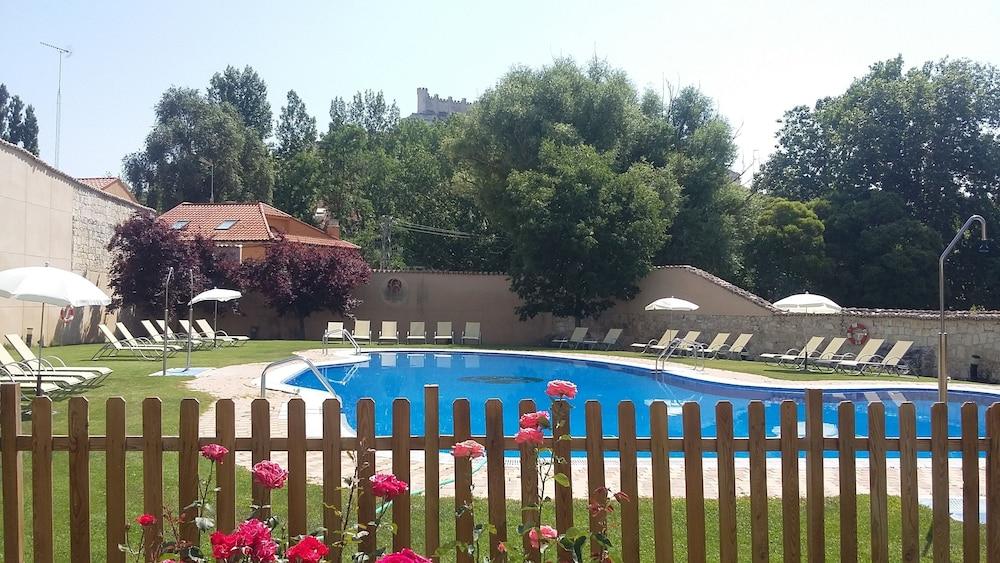 Azz Penafiel Las Claras Hotel & Spa エクステリア 写真