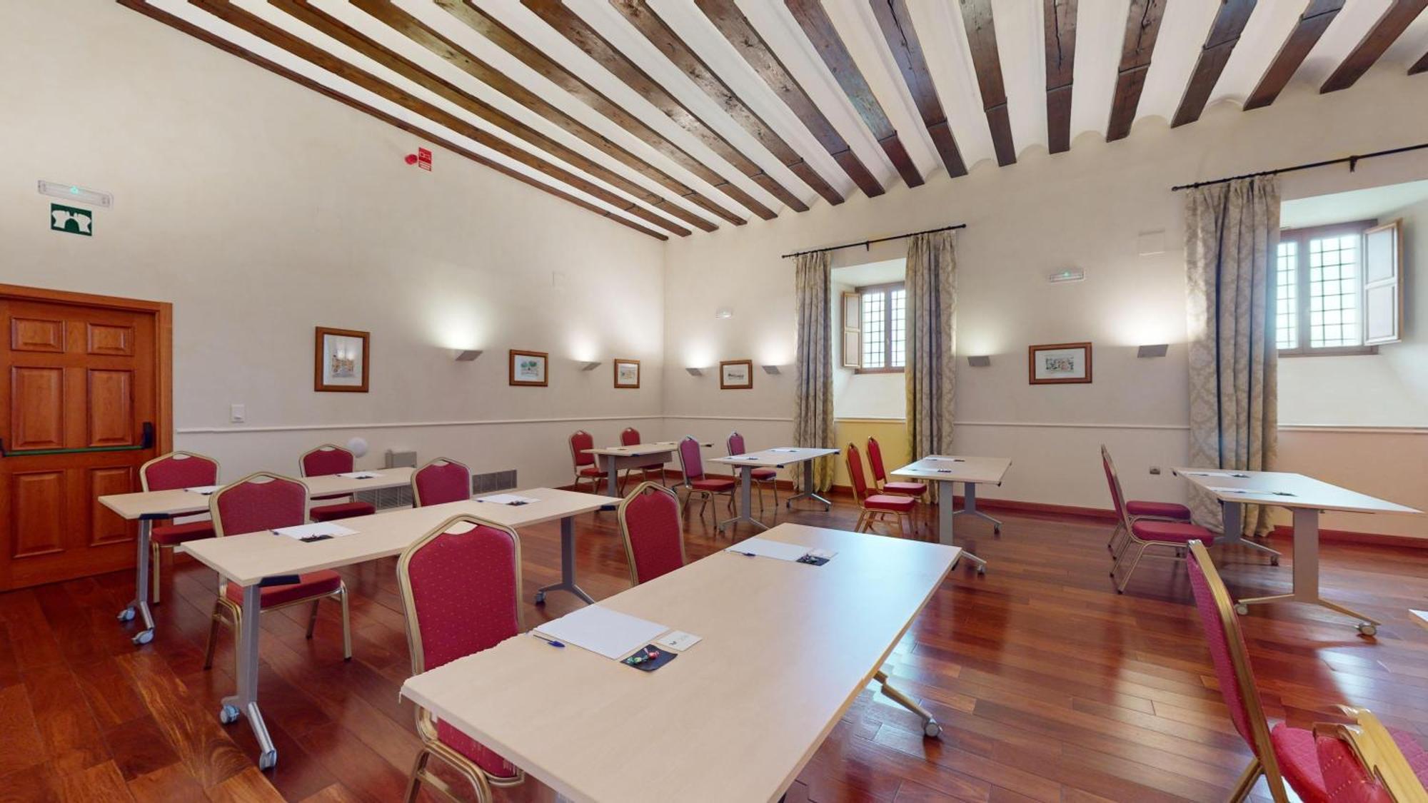 Azz Penafiel Las Claras Hotel & Spa エクステリア 写真