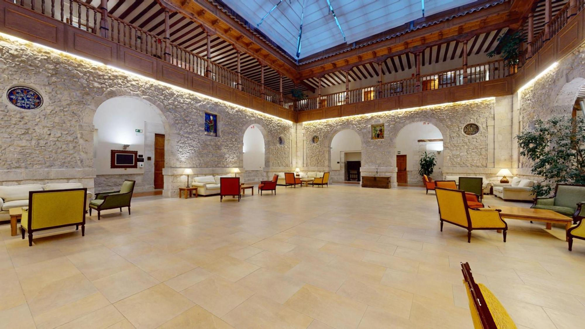 Azz Penafiel Las Claras Hotel & Spa エクステリア 写真