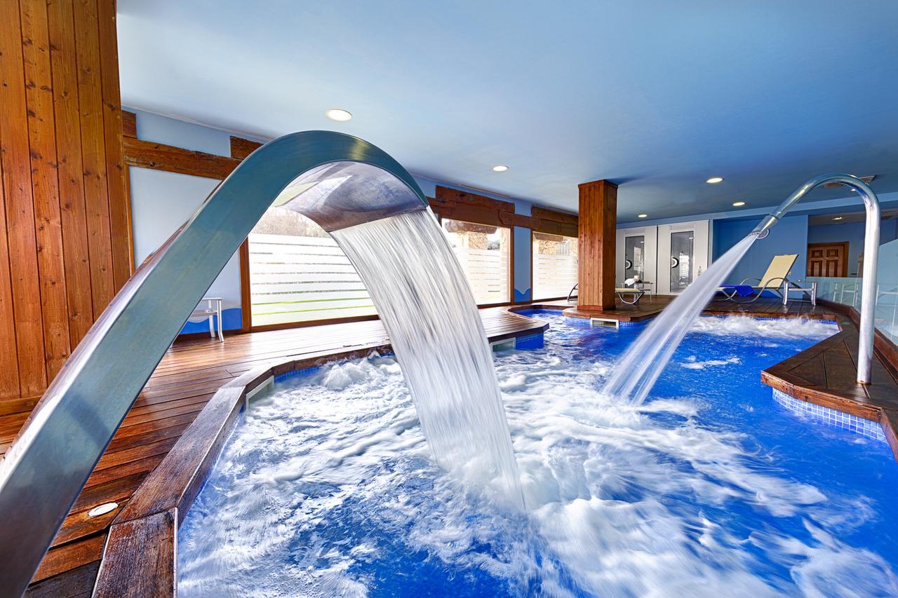 Azz Penafiel Las Claras Hotel & Spa エクステリア 写真
