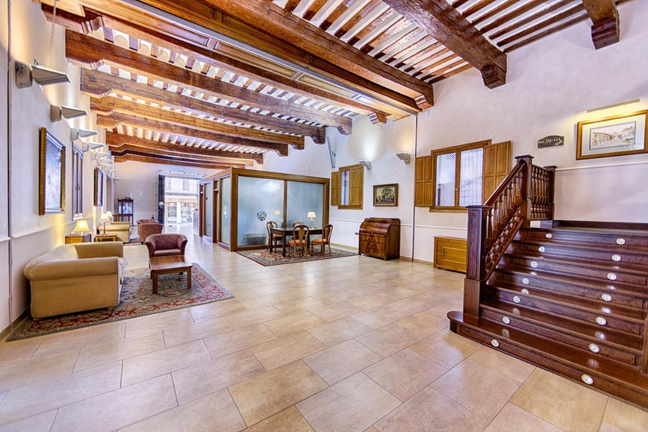 Azz Penafiel Las Claras Hotel & Spa エクステリア 写真